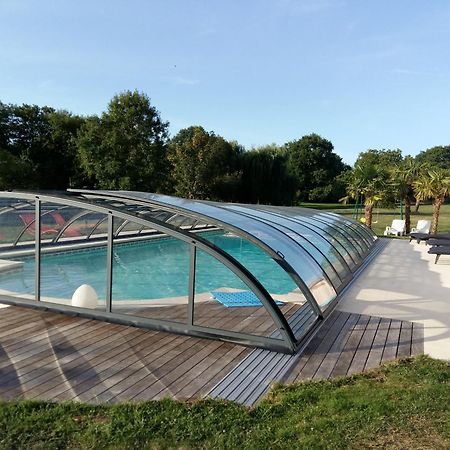 La Minaudiere Nueil-sous-les-Aubiers Exterior photo