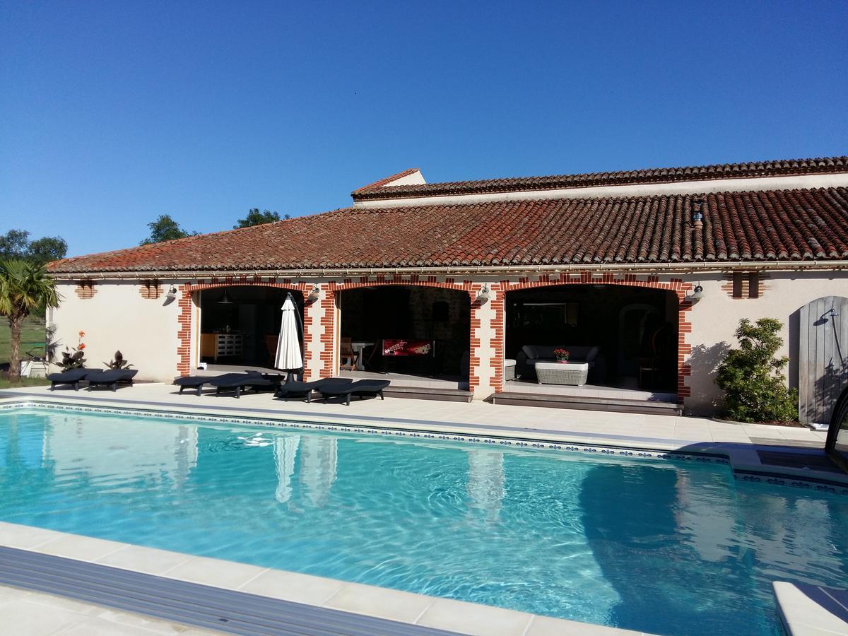 La Minaudiere Nueil-sous-les-Aubiers Exterior photo